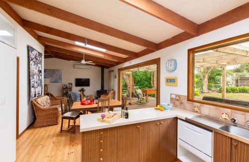 Merricks Beach Cottage | Merricks Surf Cottage Charming Beachfront Bliss