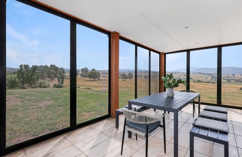 Merrijig House | Merrivale Hill, Merrijig - Sleeps 10