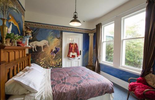 Oamaru Bed & Breakfast | Merrybrook Studio
