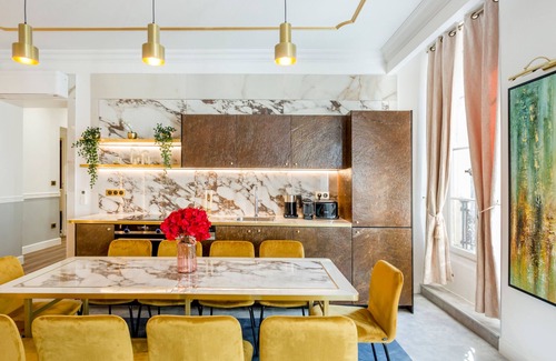 Arsenal Apartment | Merveil Luxury Suites - Marais - Antoine I-II