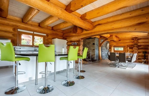 Xonrupt-Longemer Ski Chalet | Merveille Architectural en Rondins, Chalet Whistler