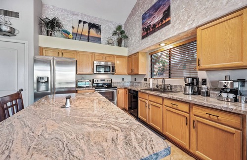 East Mesa House | Mesa Desert Oasis Pool Grill