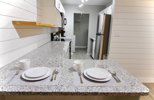 Decatur Apartment | Metro Flats Luxury 2-Bedroom in safe, peaceful, boutique apartment complex