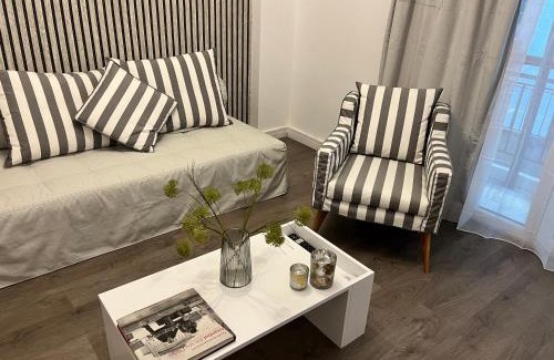 Piraeus Apartment | Metropolitan Complex Apartment-next to Metropolitan Hospital,Karaiskaki,Sef