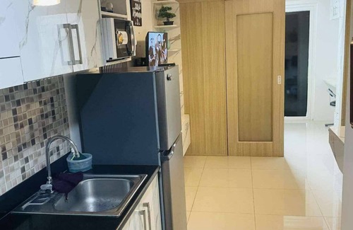 Barangay 76 Condo | Metros Hideaway Shore Tower B
