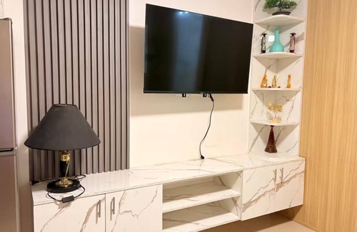 Barangay 76 Condo | Metros Hideaway Shore Tower B