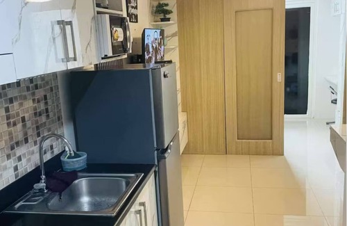 Barangay 76 Condo | Metros Hideaway Shore Tower B