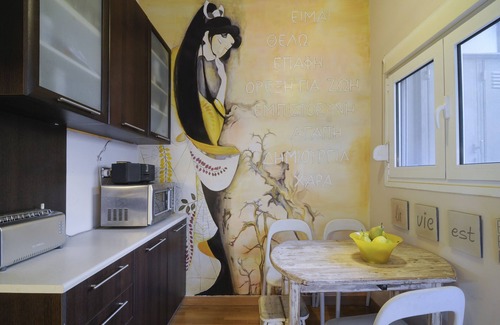 Athens Apartment | Mets Eclectic Flat with Private Lush Terrace