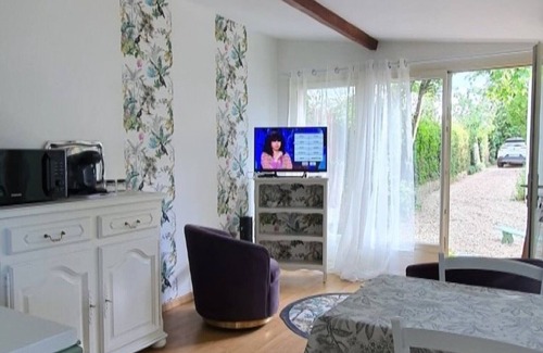 Guernes Cottage | Meublé de tourisme classé 3* 35 m2 + terrasse. 2 pers, countryside VEXIN FRANçAIS