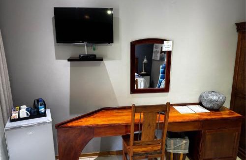 Jwaneng House | Meyers Guesthouse