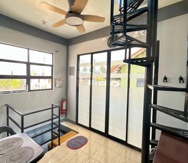 Burgos House | MG Homestay