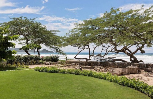 Playa Colorado House | Mi Casa Soñada (Spacious Beachfront House)