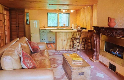 Salida Cabin | Mi Casita at The TaTa River Cabins