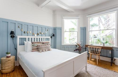 East Little Havana Hotel | Miami River Inn by Renzzi