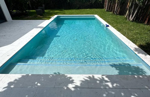 Biscayne Park House | Miami Shores -brand new villa - Pool