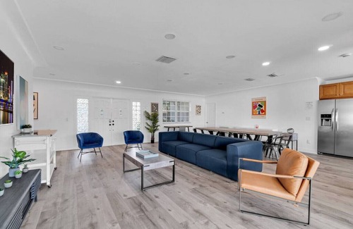 Ojus House | Miami Waterfront w/Heated Pool-Great for Families!