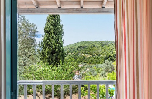 Stafylos Cottage | Michael's Country House