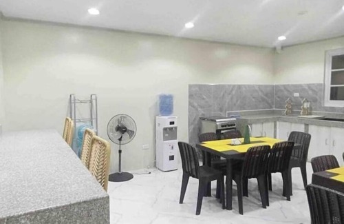 Calamba Apartment | Michael's Homestay- Junior Suite Room # 4