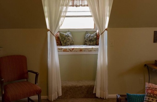Syracuse Bed & Breakfast | Michael's Room - WoodField Hills Inn Bed & Breakfast