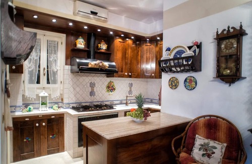 Torre Suda Villa | Michelle House, villa with swimming pool a few steps from the sea