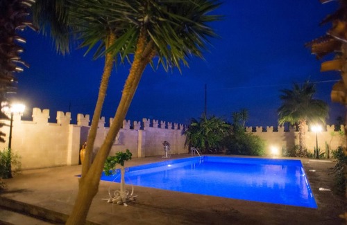 Torre Suda Villa | Michelle House, villa with swimming pool a few steps from the sea