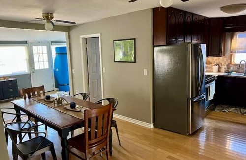 Gregory House | Michigan Getaway Cottage