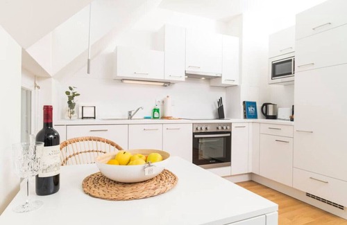 Rudolfsheim-Funfhaus Apartment | Micro Rooftop Penzing