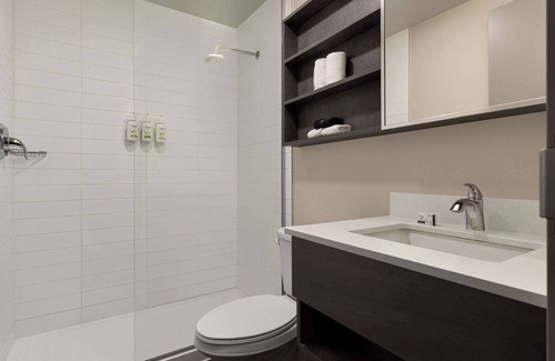 Boisbriand Hotel | Microtel Inn & Suites By Wyndham Boisbriand