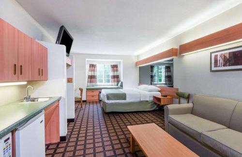 Montville Hotel | Microtel Inn & Suites by Wyndham Uncasville Casino Area
