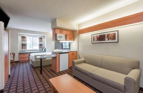 Montville Hotel | Microtel Inn & Suites by Wyndham Uncasville Casino Area