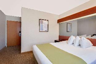 Wellsville Hotel | Microtel Inn & Suites by Wyndham Wellsville