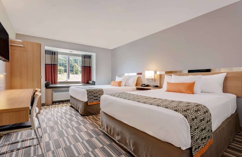 Clarion Hotel | Microtel Inn & Suites by Wyndham Clarion