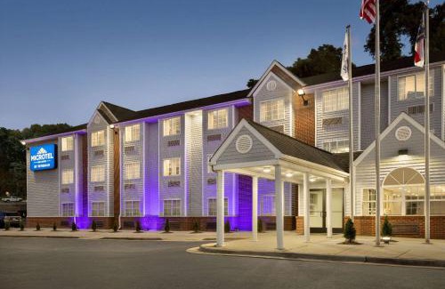 Southeast Raleigh Hotel | Microtel Inn & Suites by Wyndham Raleigh
