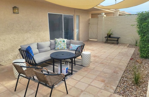 Indio Condo | Mid-Century 2bd/2ba Condo Sleeps 8, on Golf Course