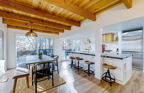 Running Springs House | Mid-century modern home nestled in the forest with mtn views & large balcony