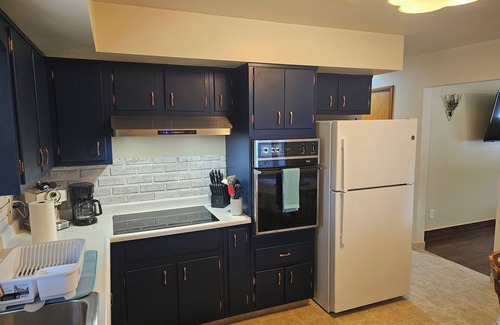 Steubenville House | Mid-Century Modern nCharm in Steubenville