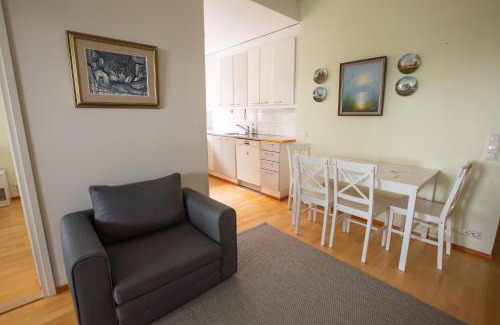 Kemi Apartment | Mid Haven Cozy Apartment with Sauna, Glassed Balcony and Free Parking