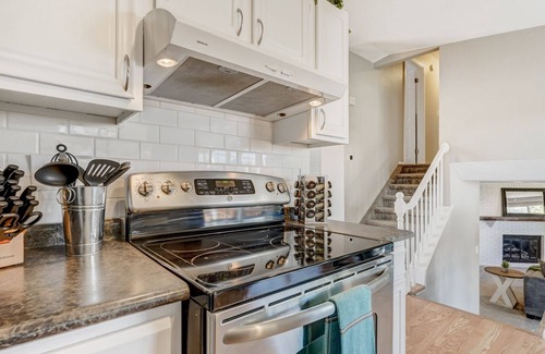 Northeast Colorado Springs House | Mid-Stay | Mountain View | Pets OK | by nestago