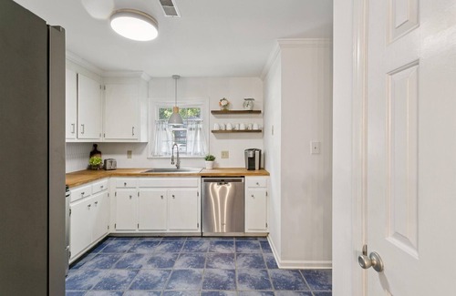 Central Newport News House | Mid-Term Rental; Townhome in Central Newport News