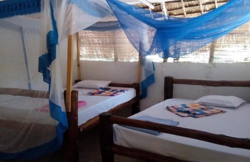 Gede Bed & Breakfast | Mida Creek Eco Camp - Eco Lodge