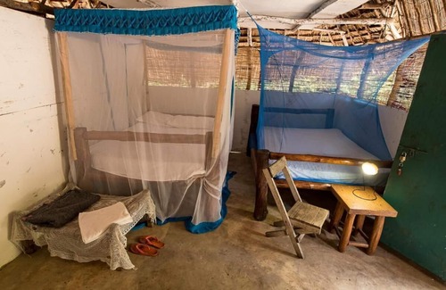 Gede Bed & Breakfast | Mida Creek Eco Camp - Eco Lodge