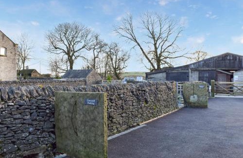 Litton House | Middlecroft - Uk45062