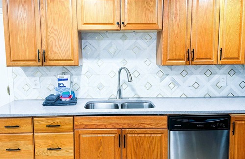 El Centro Beach House | Mighty Big Beach: Private Game Rm, Pool + Hot Tub, Dog-Friendly, Walk 2 Beach