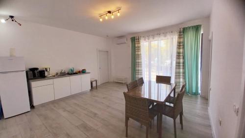 Eforie Nord Apartment | MIKA Studios