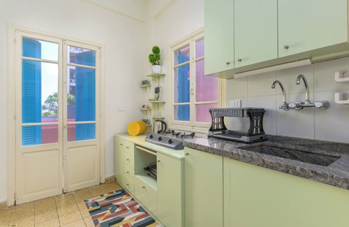 Beirut Apartment | Mikaella's Cozy 1-BR with 24/7 Electricity