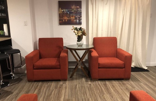 L'Ile-Bizard Apartment | Mikasa Apartment
