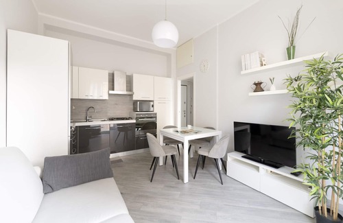 Centro Storico Apartment | MILANO ADORABLE HOME - a cute apartment in Milan city centre: 2 BDR, 4 guests