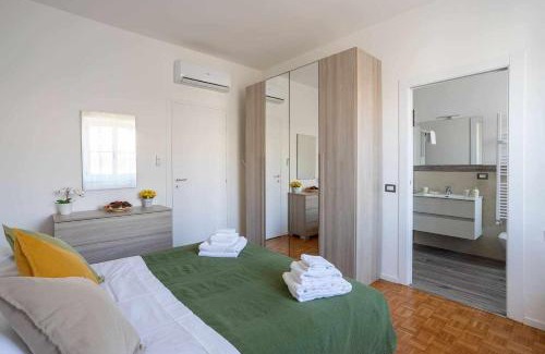 Ortica Apartment | Milano City Apartments - Parking and Comfort - Spacious Apt up to 8 Pax
