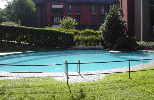 Lampugnano Apartment | Milano San Siro Stadium Rho Fair Pool Garden WiFi