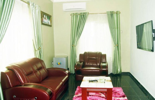 Ajah Hotel | Milestone Hotel